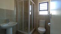 Main Bathroom - 4 square meters of property in Chantelle