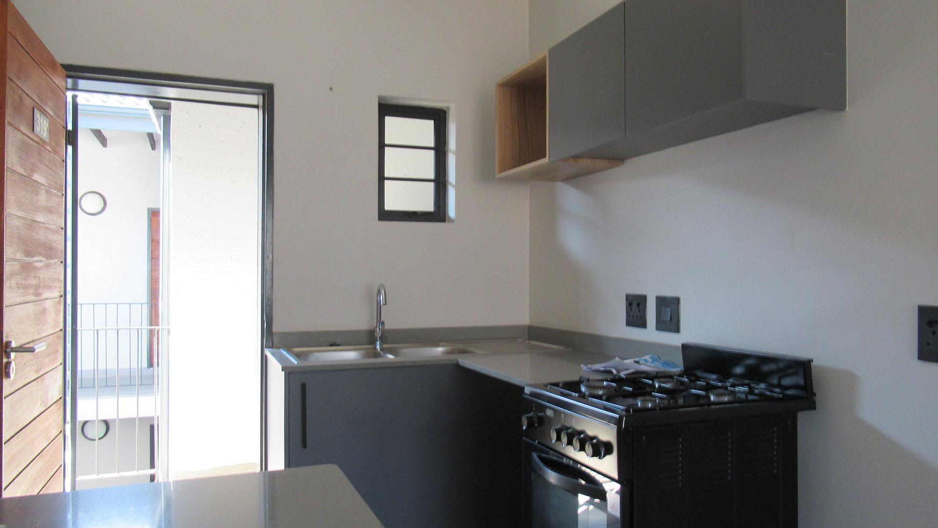 Kitchen - 5 square meters of property in South Hills