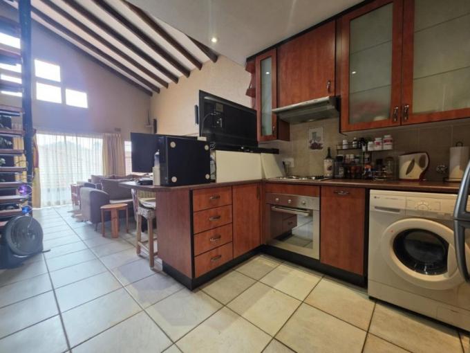 2 Bedroom Simplex for Sale For Sale in New Redruth - MR717114