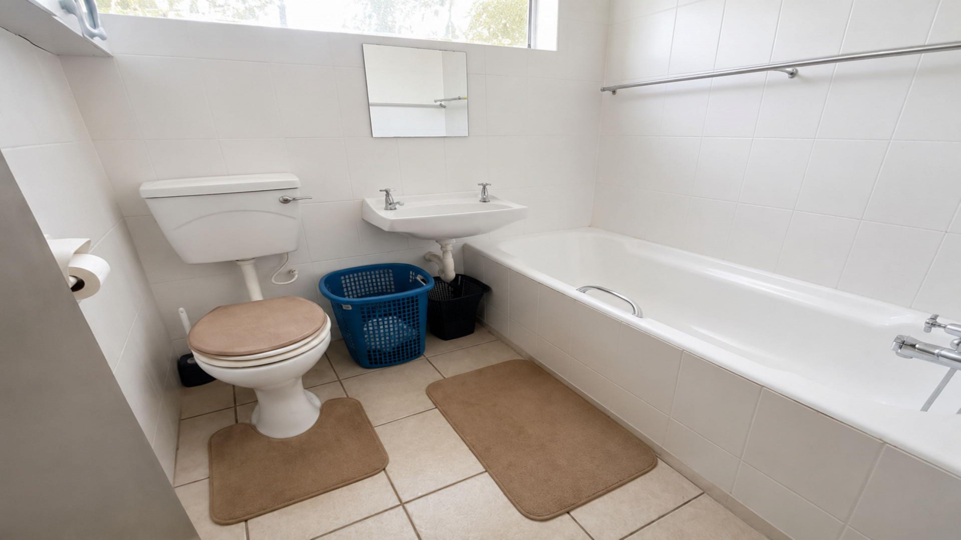 Bathroom 1 of property in Hibberdene