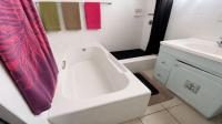 Bathroom 2 of property in Hibberdene
