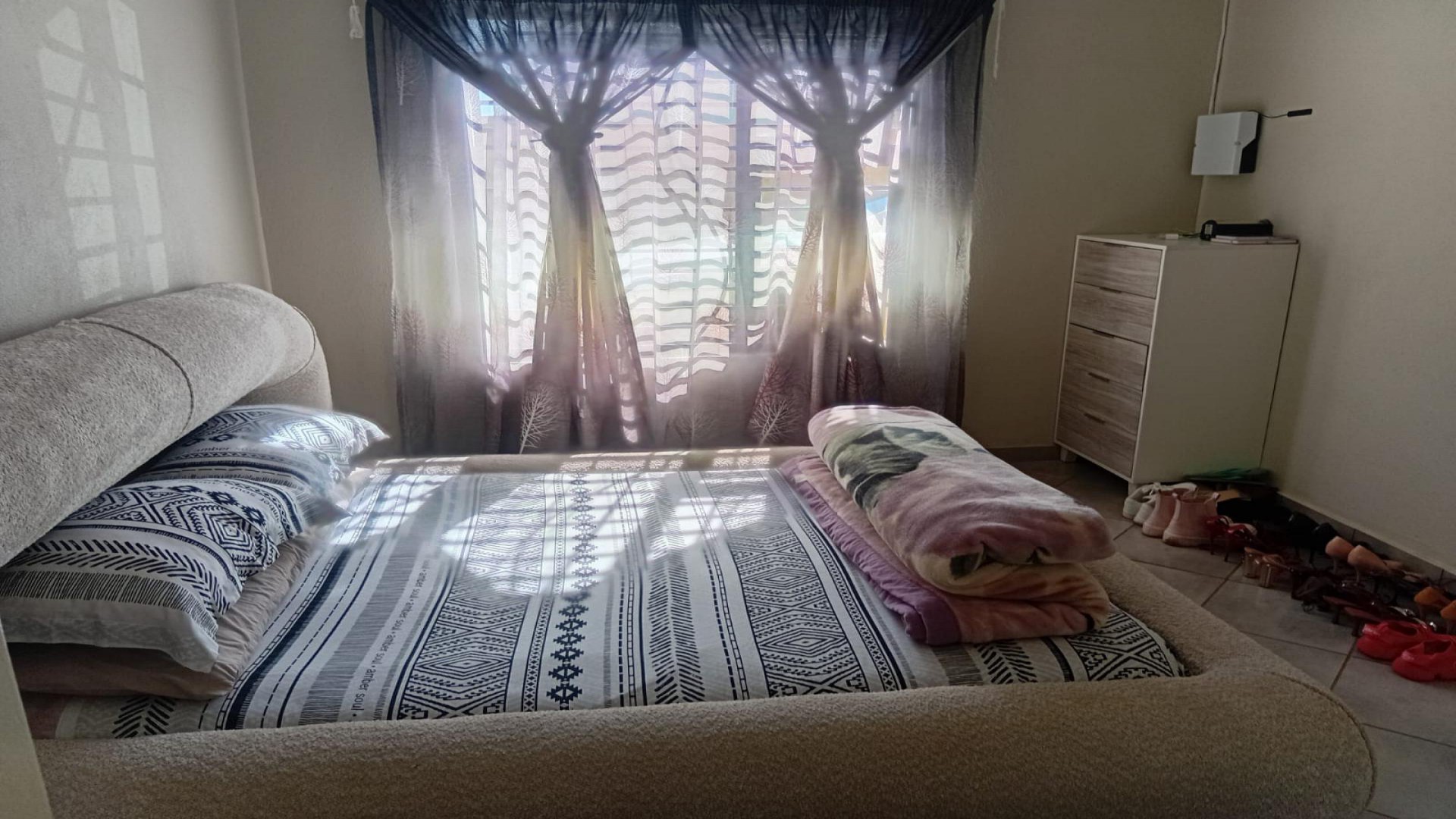 Bed Room 1 of property in Wilfordon
