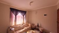 Lounges - 16 square meters of property in Wilfordon