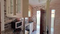 Kitchen - 8 square meters of property in Wilfordon