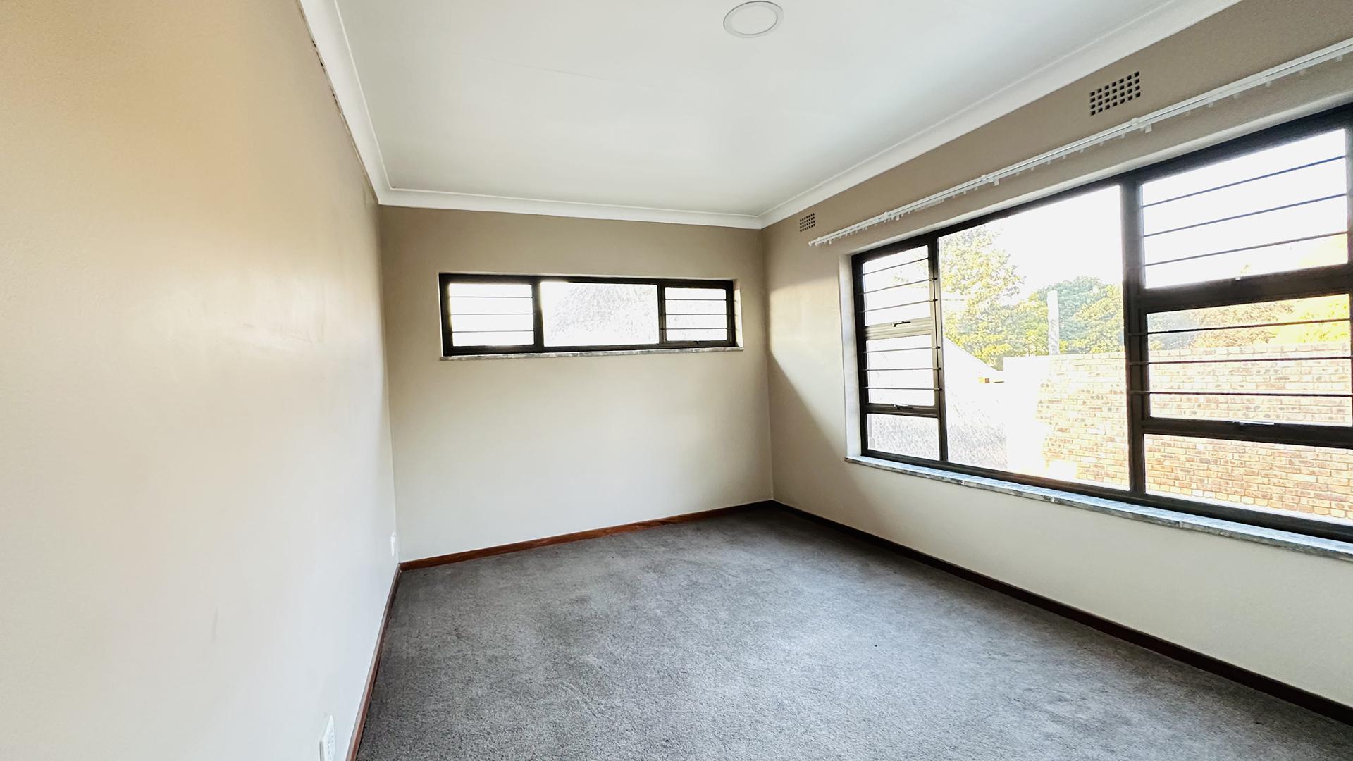 Bed Room 1 of property in Rynfield