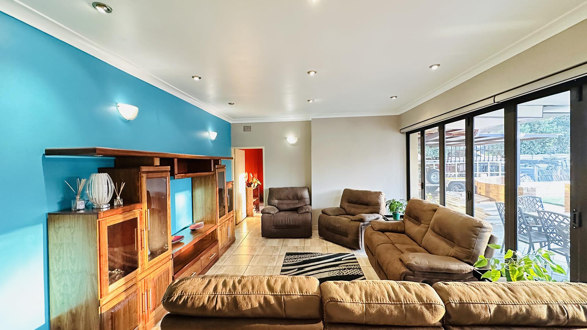 TV Room of property in Rynfield
