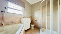 Bathroom 1 of property in Rynfield