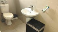 Main Bathroom of property in Cashan