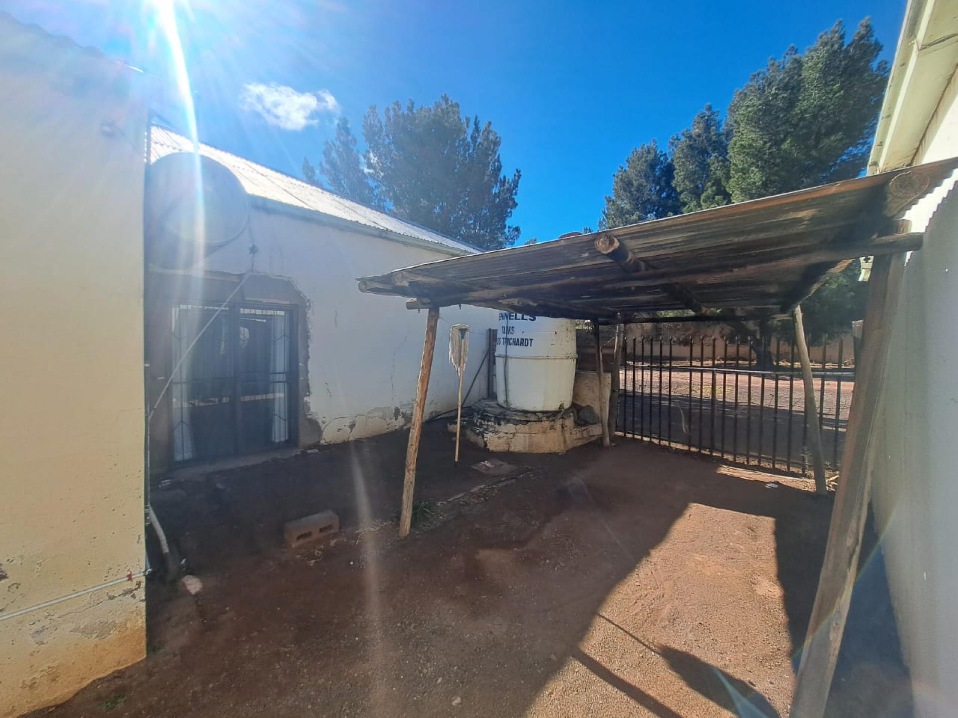  of property in Hofmeyr