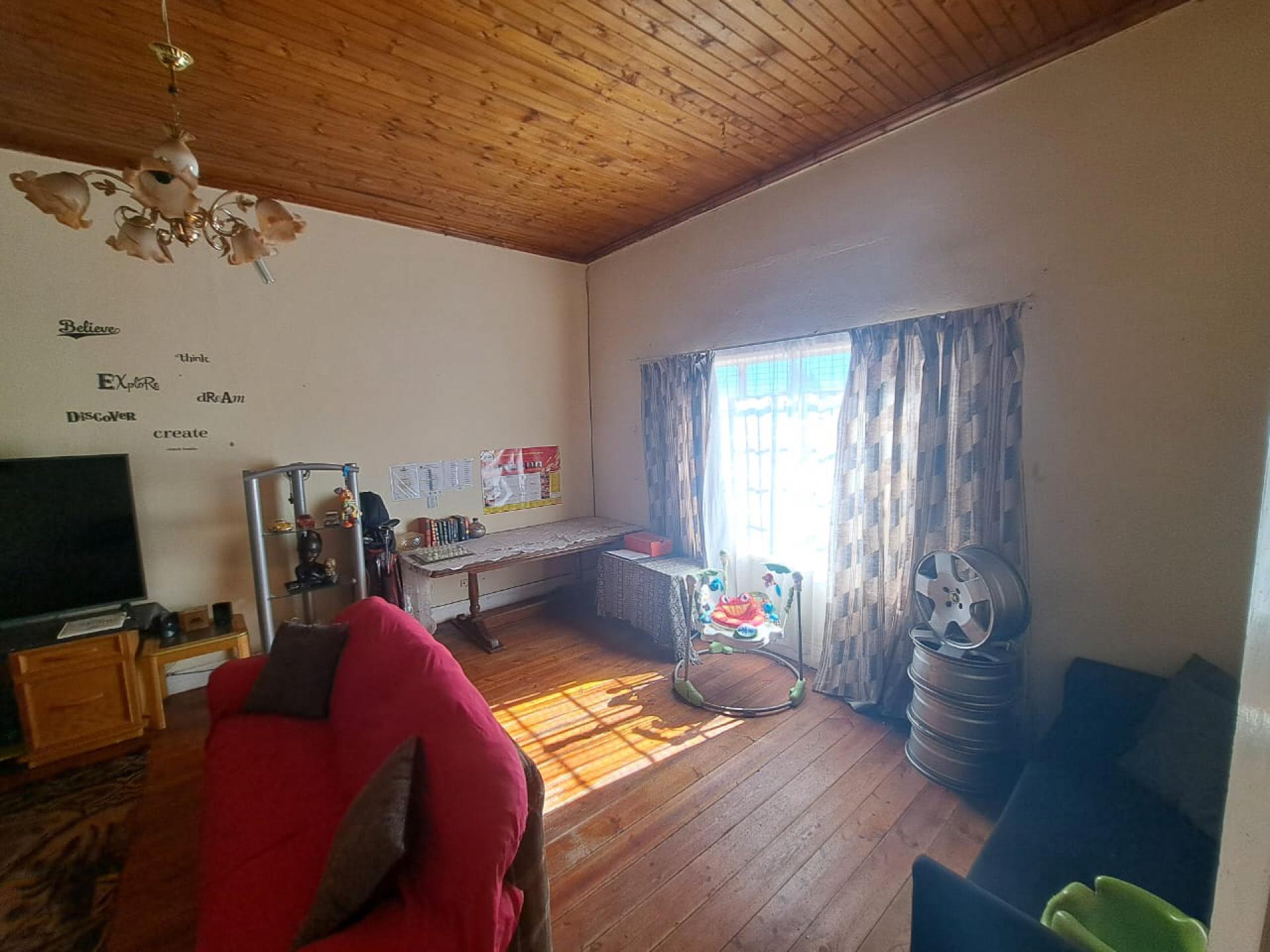  of property in Hofmeyr