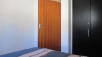 Bed Room 2 - 12 square meters of property in Corlett Gardens