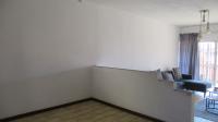 Dining Room - 13 square meters of property in Corlett Gardens