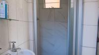 Bathroom 1 - 3 square meters of property in Corlett Gardens