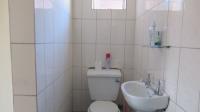 Bathroom 1 - 3 square meters of property in Corlett Gardens