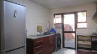 Kitchen - 14 square meters of property in Corlett Gardens