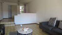 Lounges - 34 square meters of property in Corlett Gardens