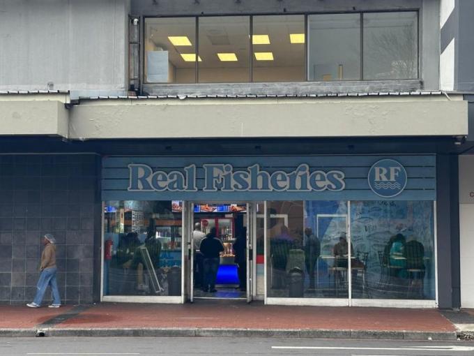 Commercial to Rent in Rondebosch   - Property to rent - MR717186