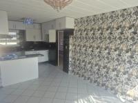  of property in Glenvista