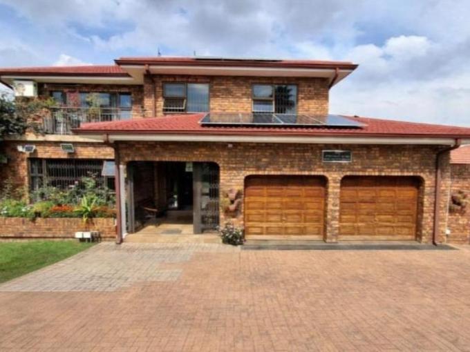 6 Bedroom House for Sale For Sale in Winchester Hills - MR717194