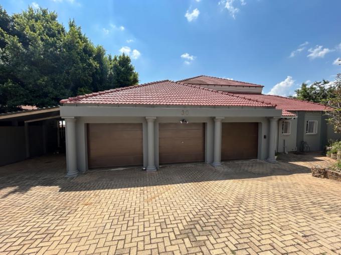 4 Bedroom House for Sale For Sale in Safarituine - MR717207