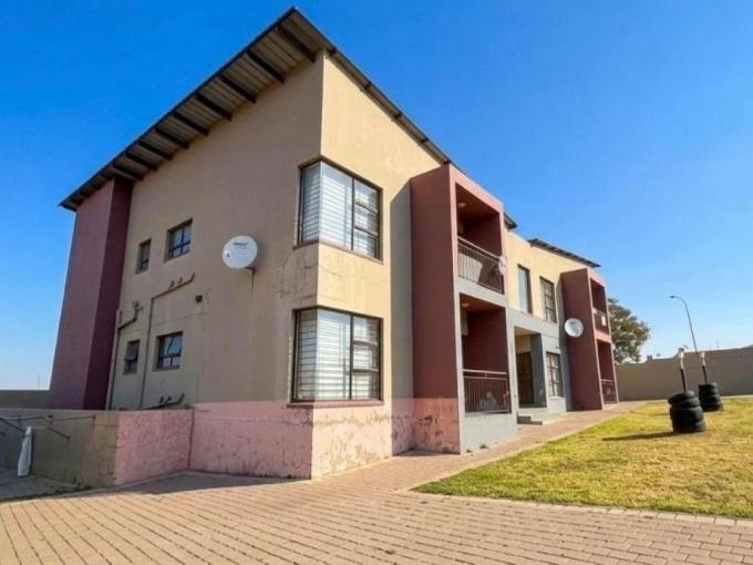 3 Bedroom Simplex for Sale For Sale in Winchester Hills - MR717210