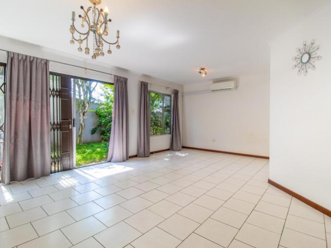 3 Bedroom Simplex for Sale For Sale in Bluff - MR717215