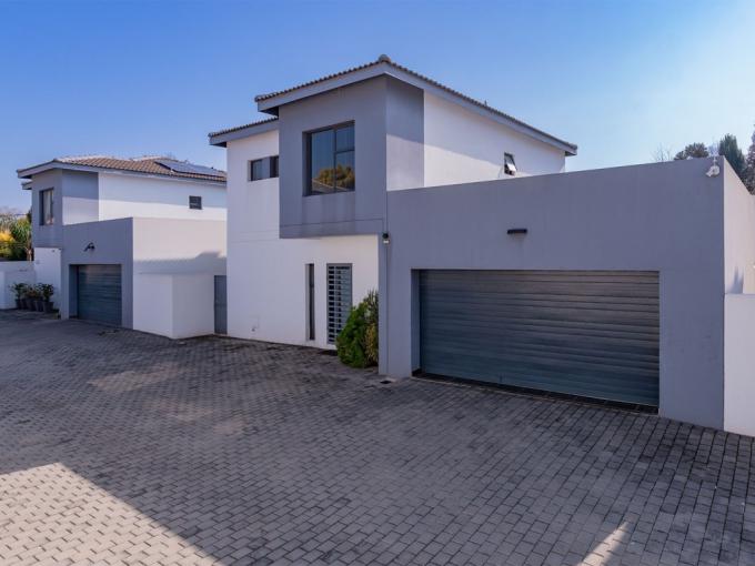 3 Bedroom Simplex for Sale For Sale in Edenvale - MR717218