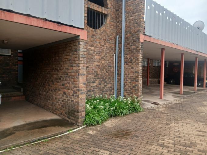 3 Bedroom Apartment for Sale For Sale in Brackendowns - MR717238