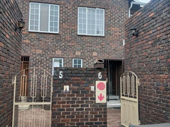3 Bedroom Simplex for Sale For Sale in Brackenhurst - MR717239