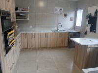  of property in Brackenhurst