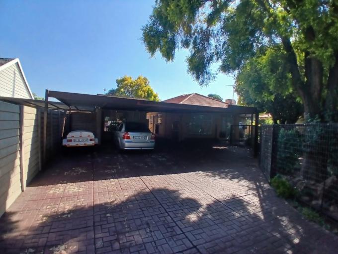 3 Bedroom House for Sale For Sale in Randhart - MR717290