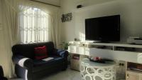 Lounges - 14 square meters of property in Sky City