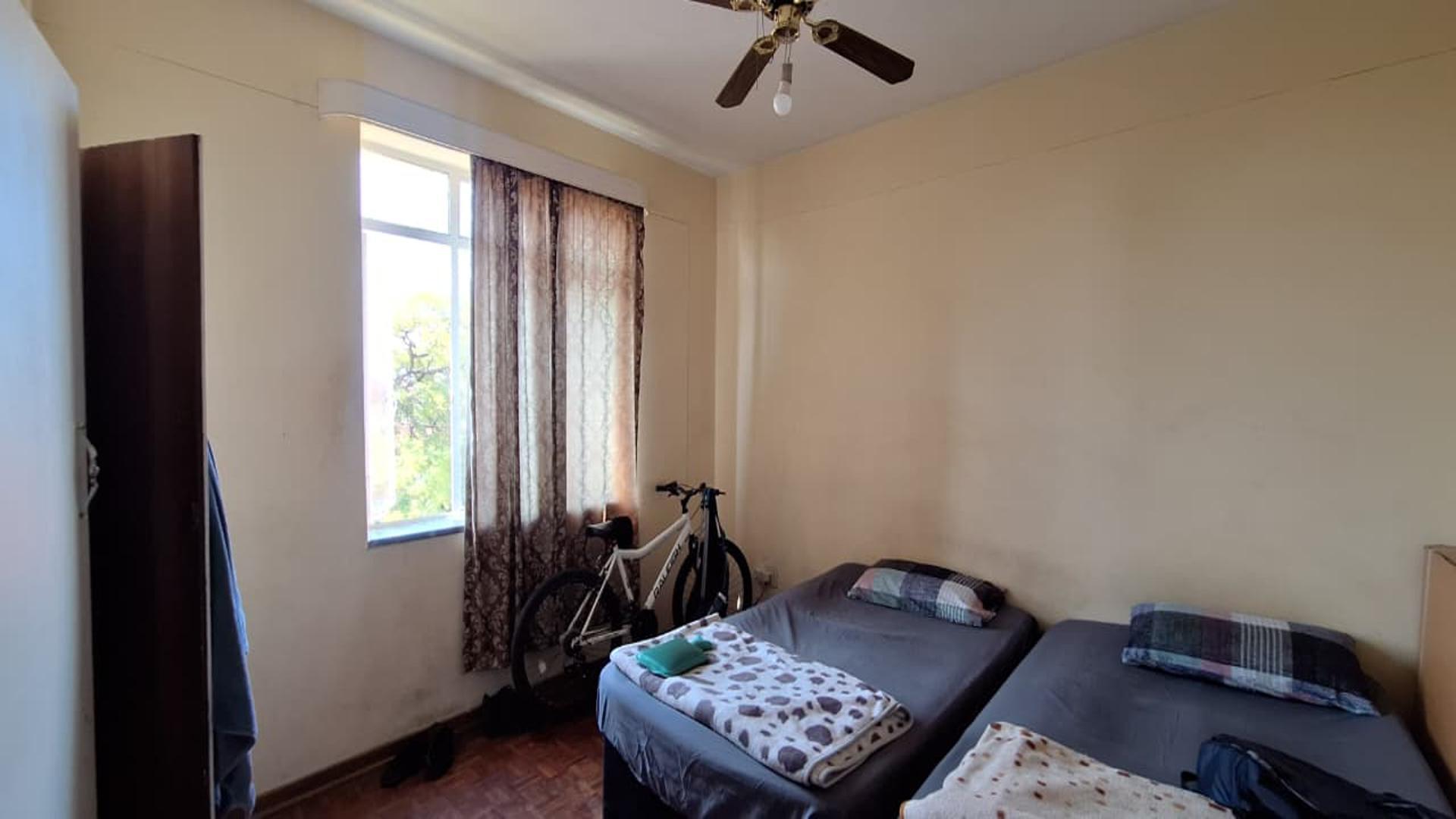 Bed Room 2 - 15 square meters of property in Gresswold
