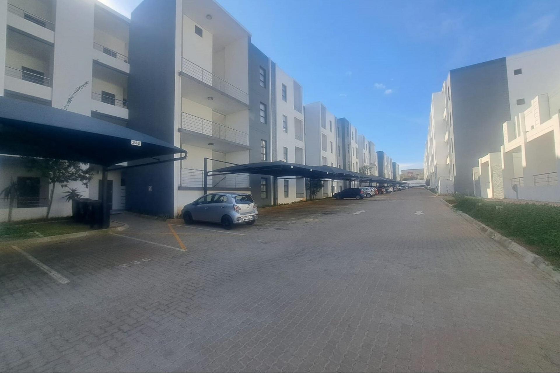  of property in Carlswald