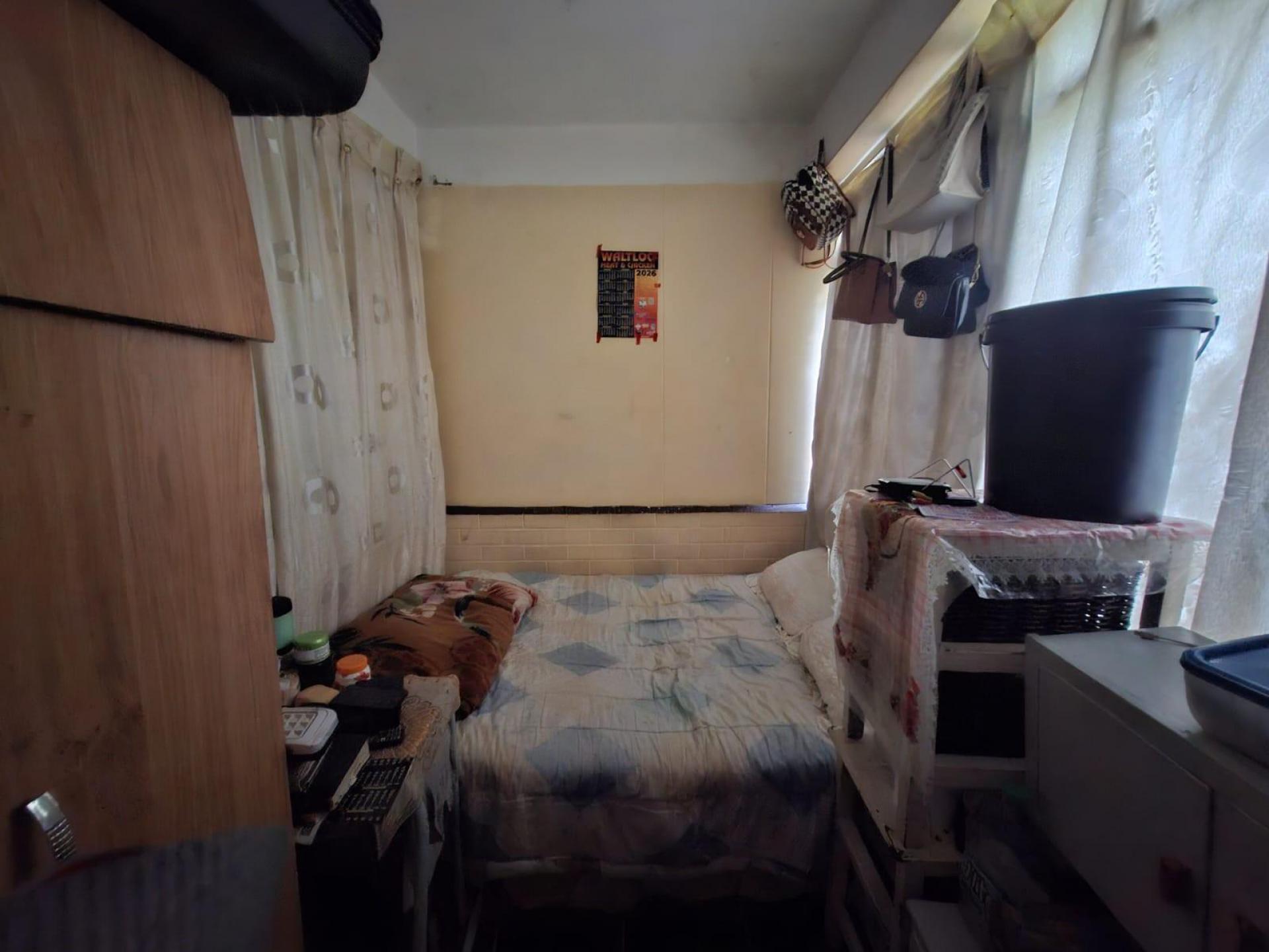  of property in Sunnyside