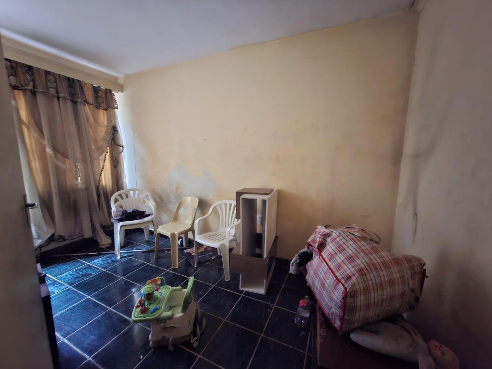  of property in Sunnyside