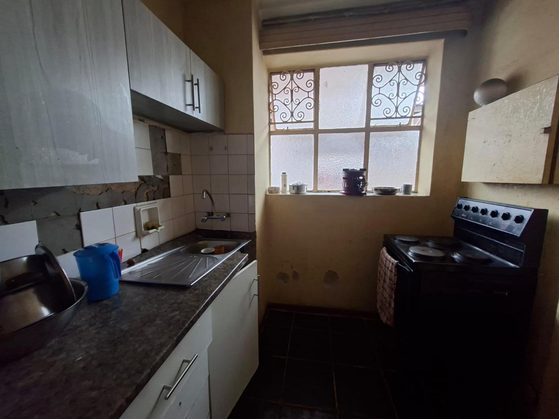  of property in Sunnyside