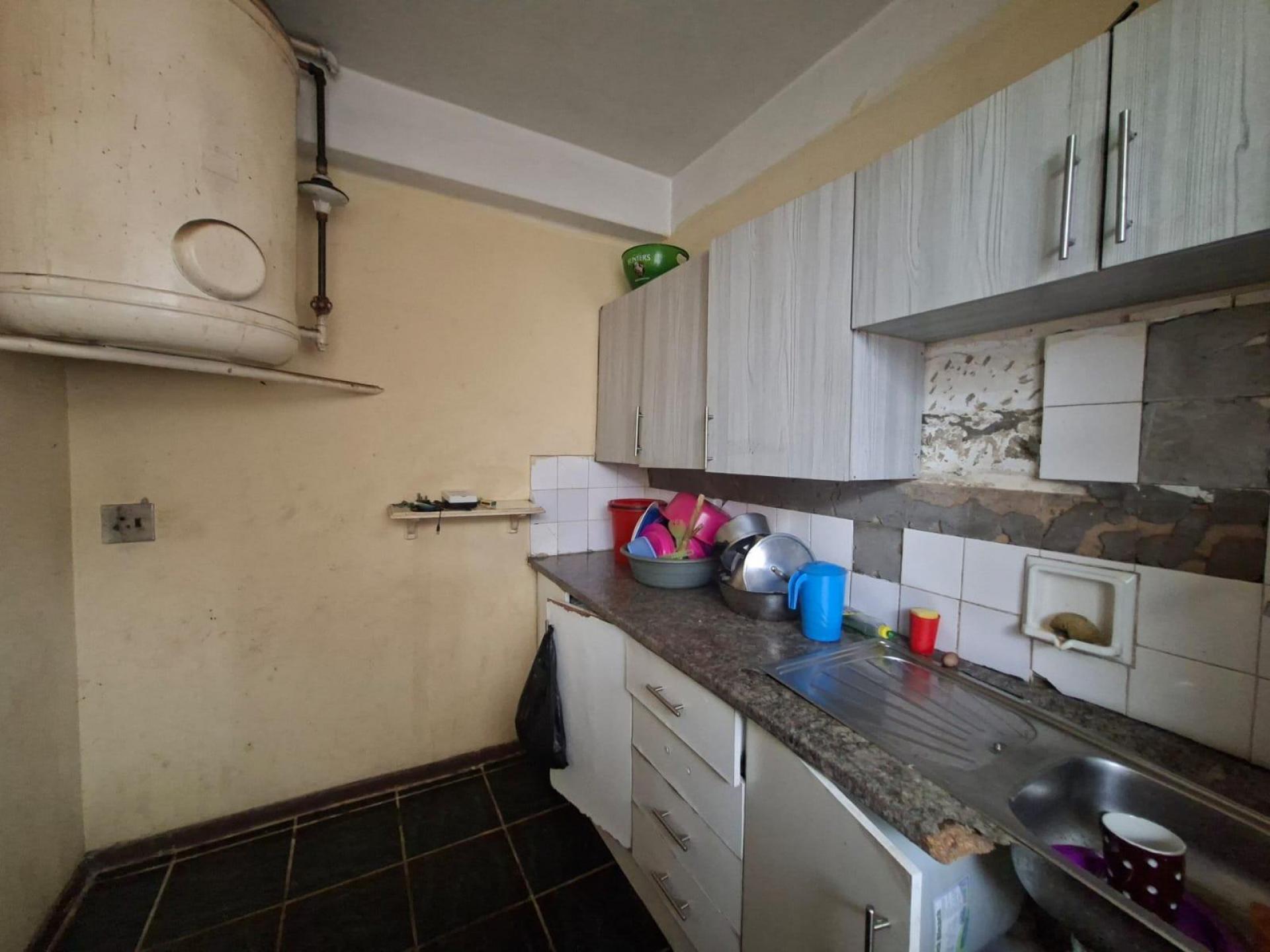  of property in Sunnyside