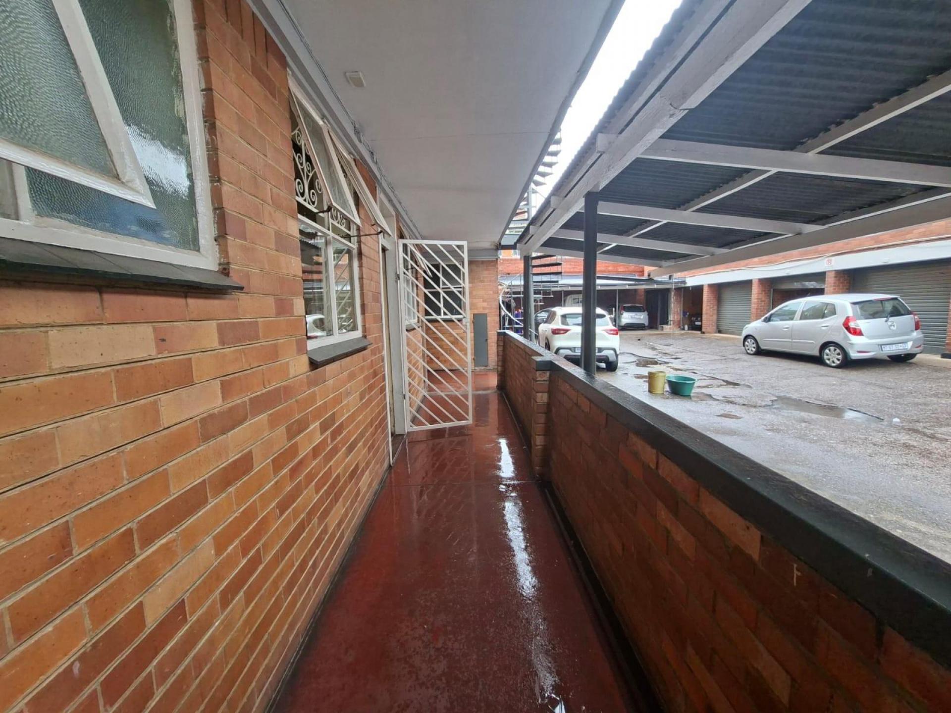  of property in Sunnyside