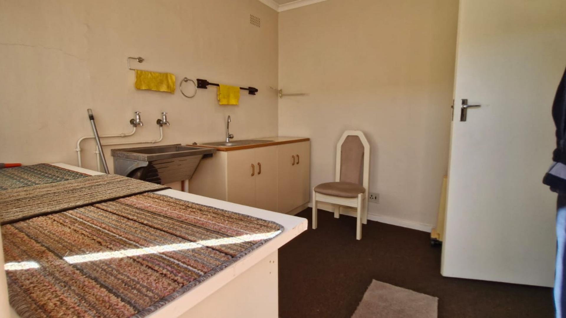 Laundry Room  - 16 square meters of property in De Duin