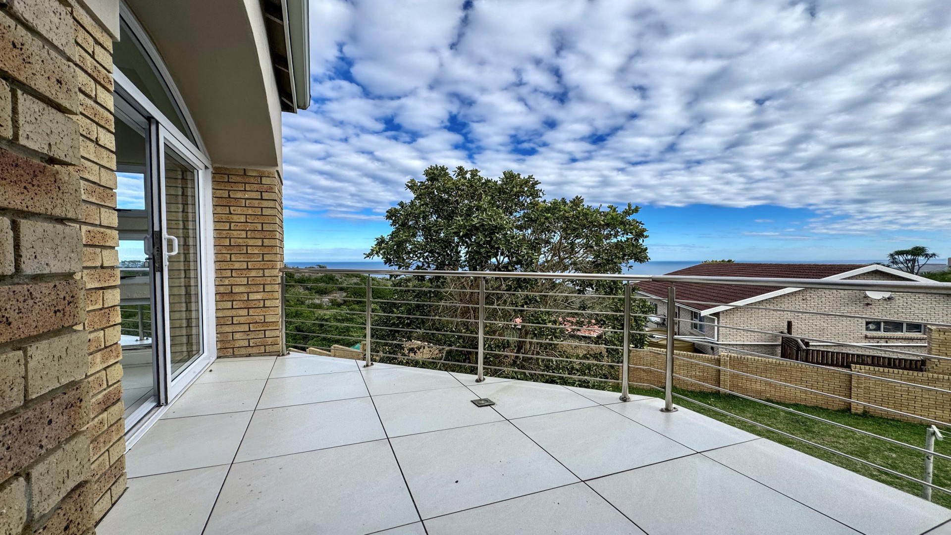 Balcony of property in Blue Horizon Bay