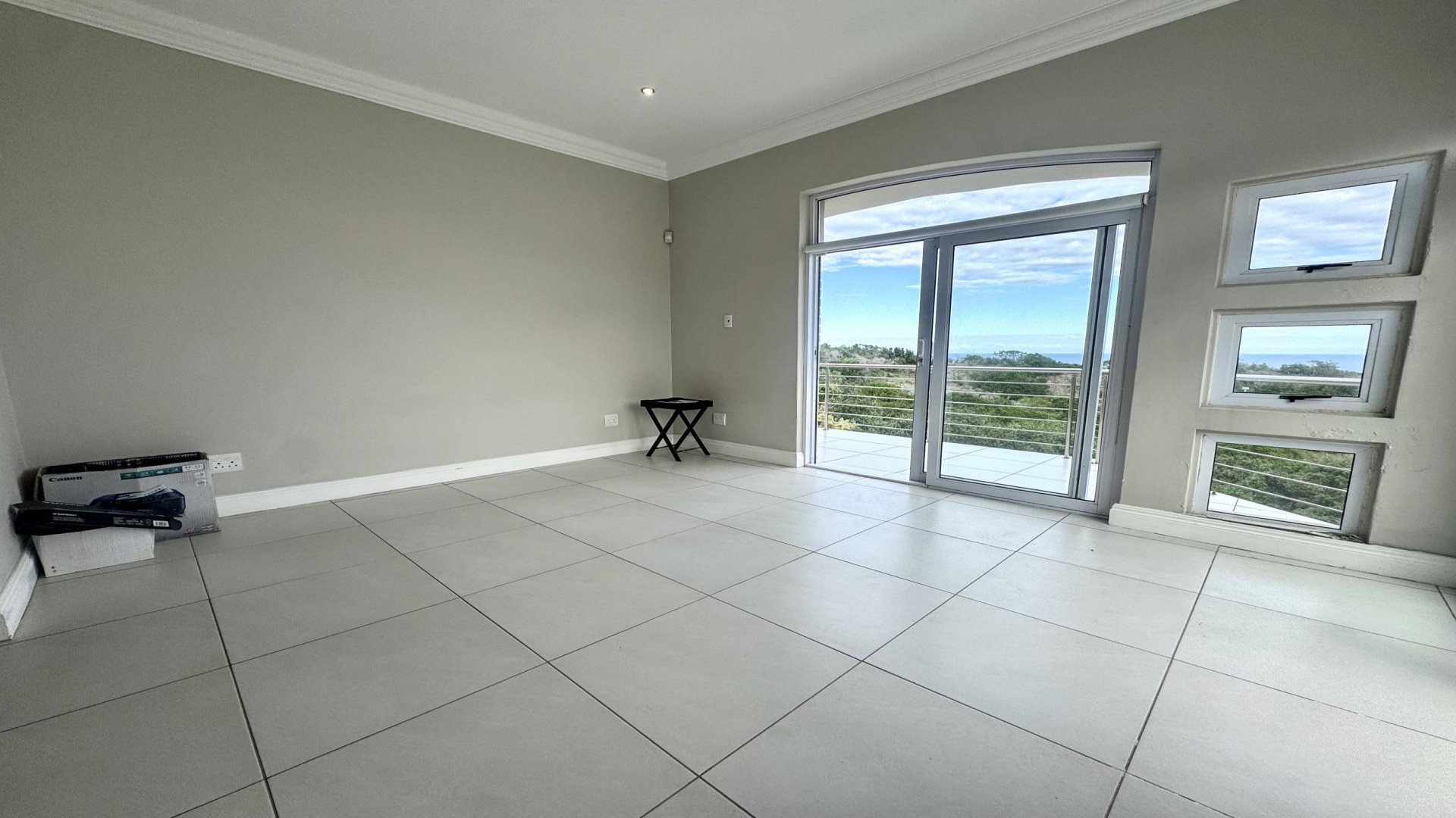 Spaces of property in Blue Horizon Bay