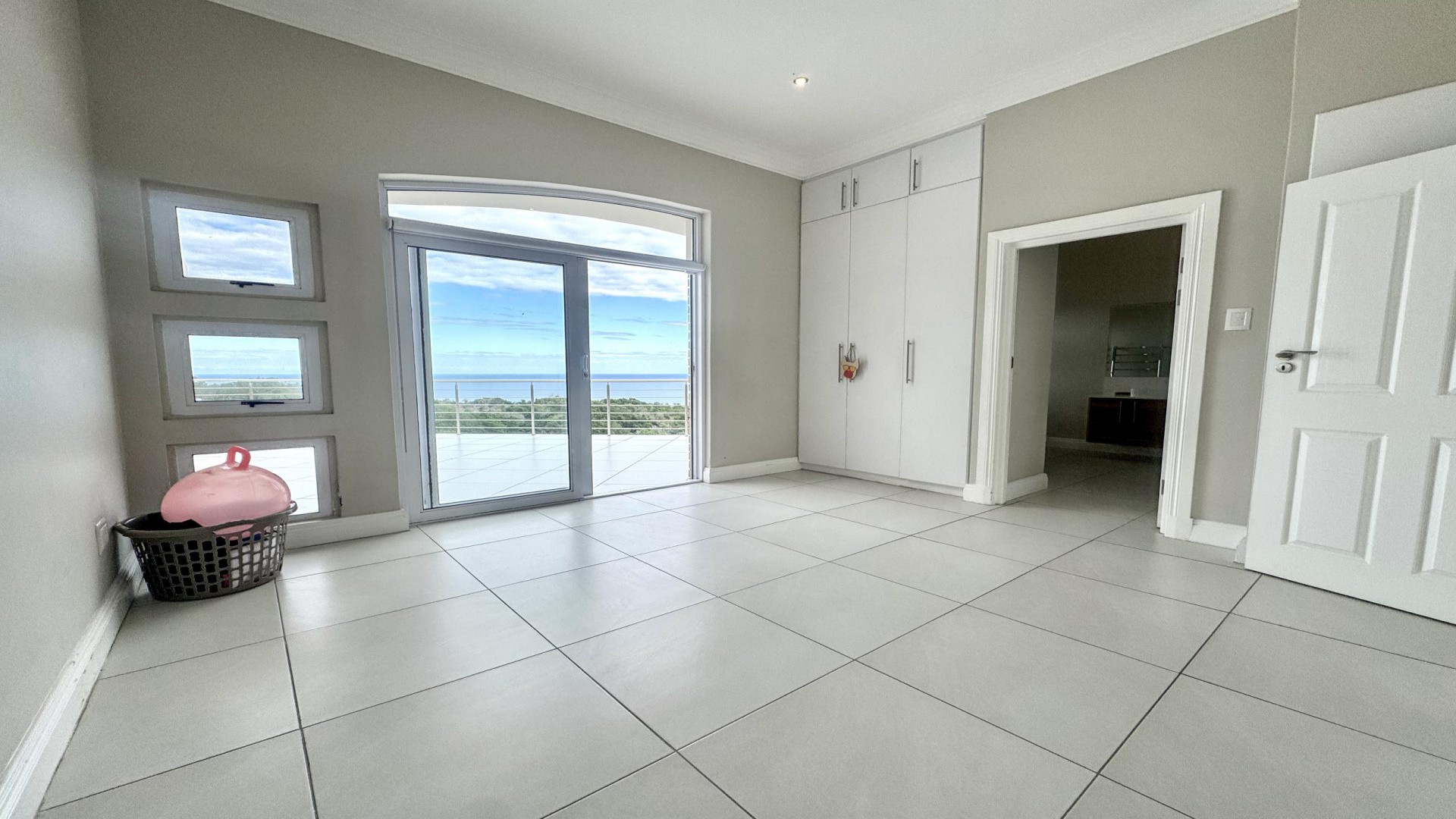 Bed Room 2 of property in Blue Horizon Bay