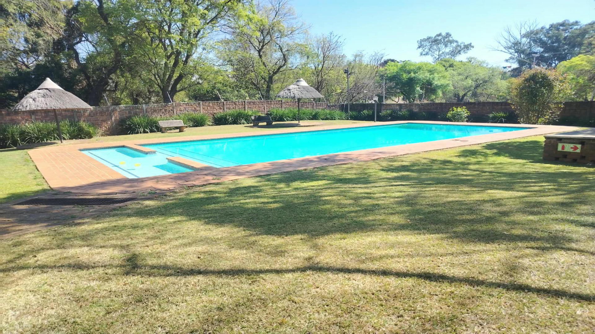 Swimming Pool of property in Maroelana