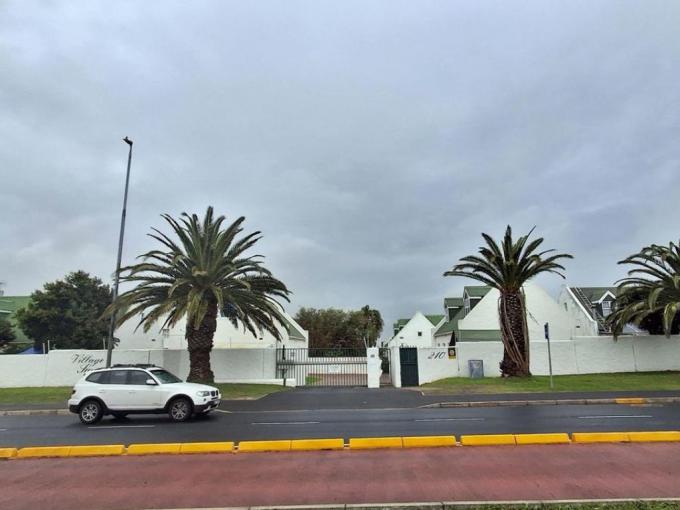 3 Bedroom House to Rent in Table View - Property to rent - MR717341