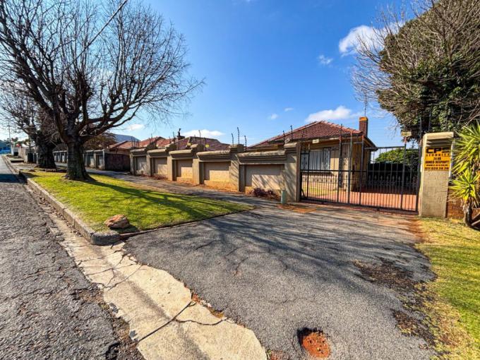 5 Bedroom House for Sale For Sale in Linmeyer - MR717365