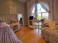  of property in Glenvista