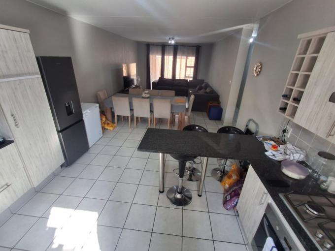 3 Bedroom Simplex for Sale For Sale in Alberton - MR717376