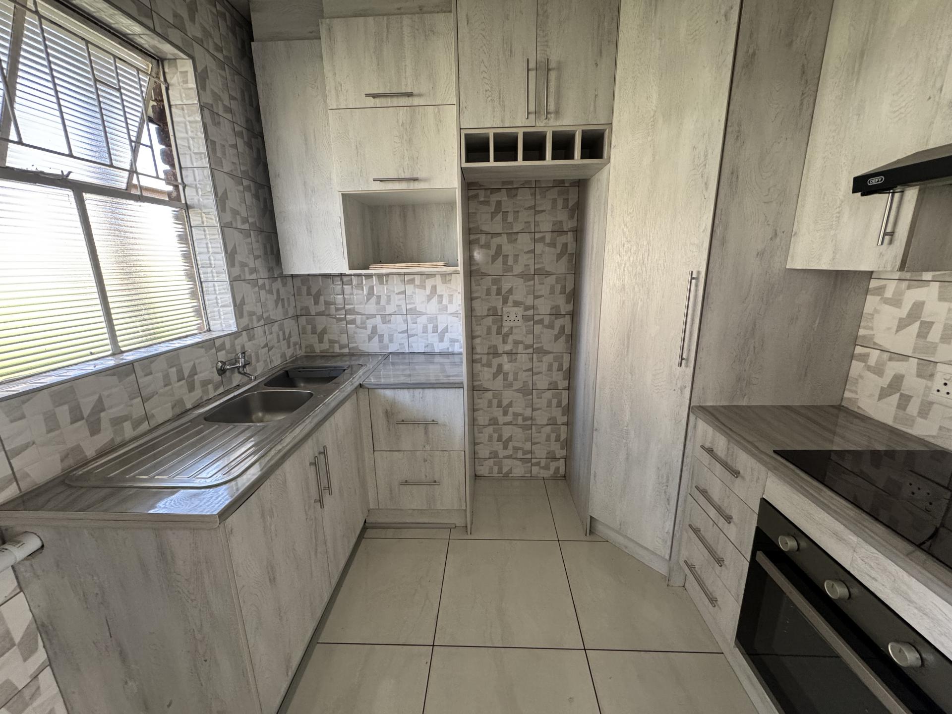  of property in Horison View