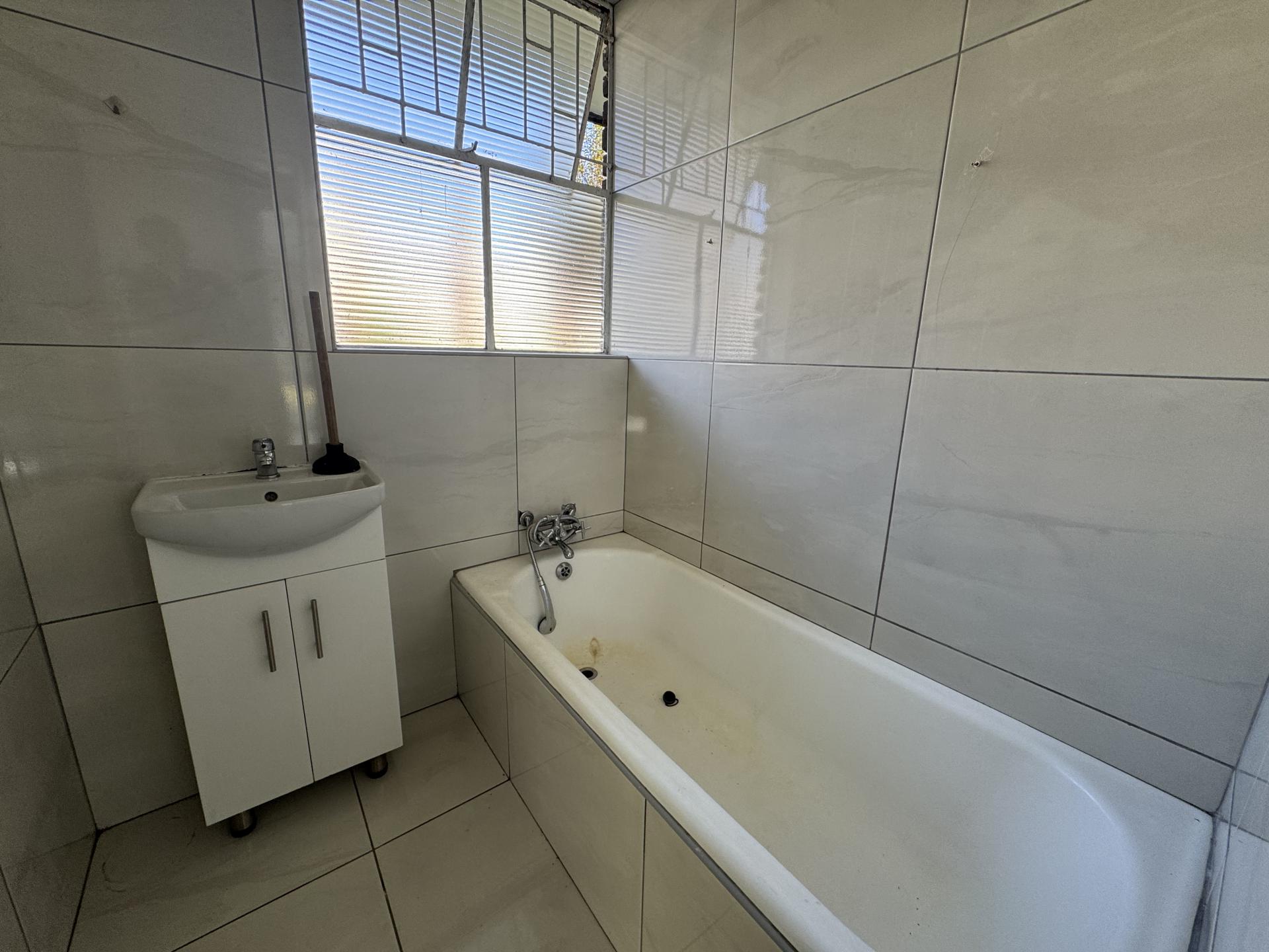  of property in Horison View